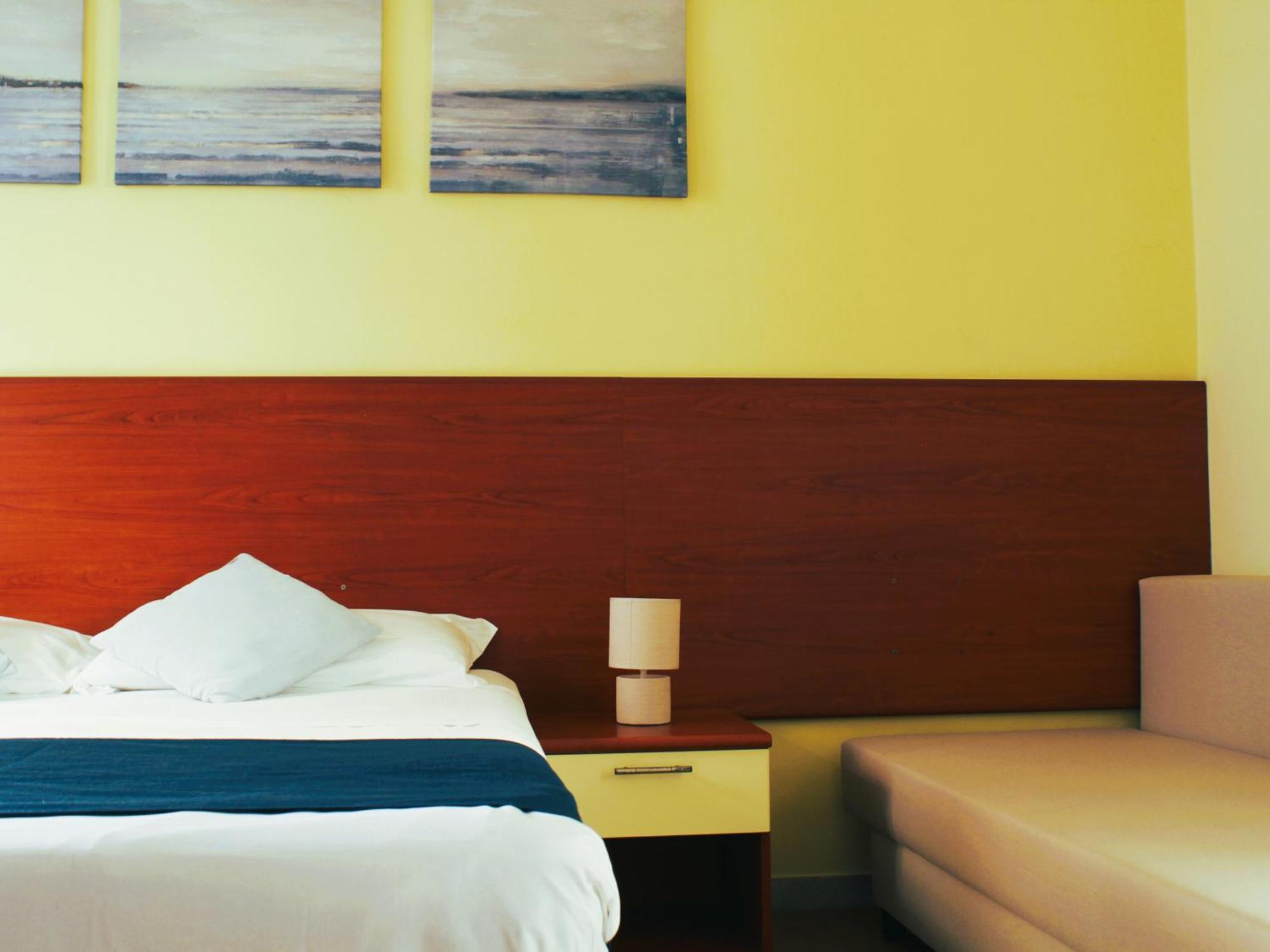 Hotel Panoramico Scauri  Buitenkant foto